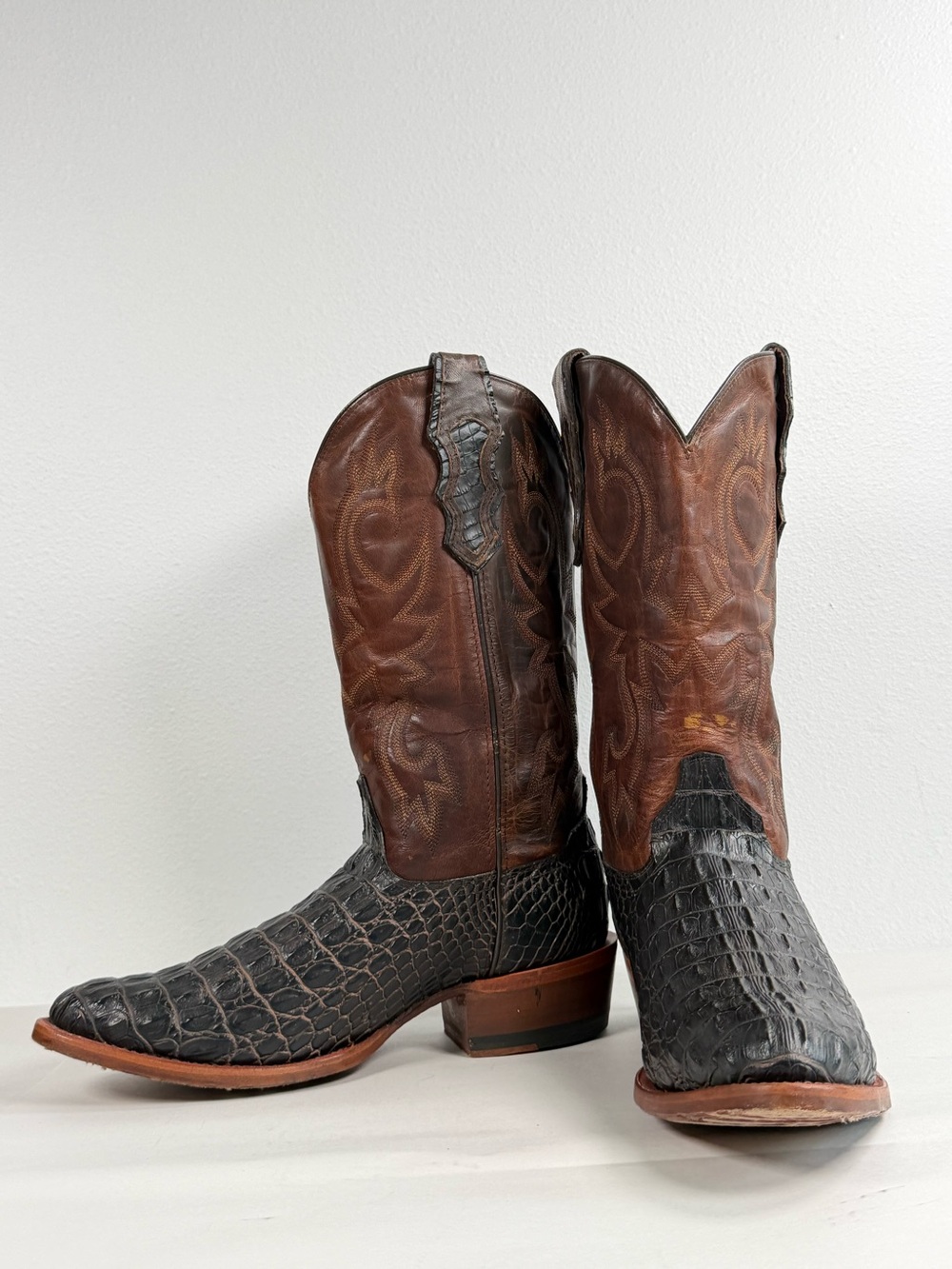 Cattle Baron Men’s Flame Cowboy Boots Size 10.5 D Blk/Brn Genuine Leather DH5233
